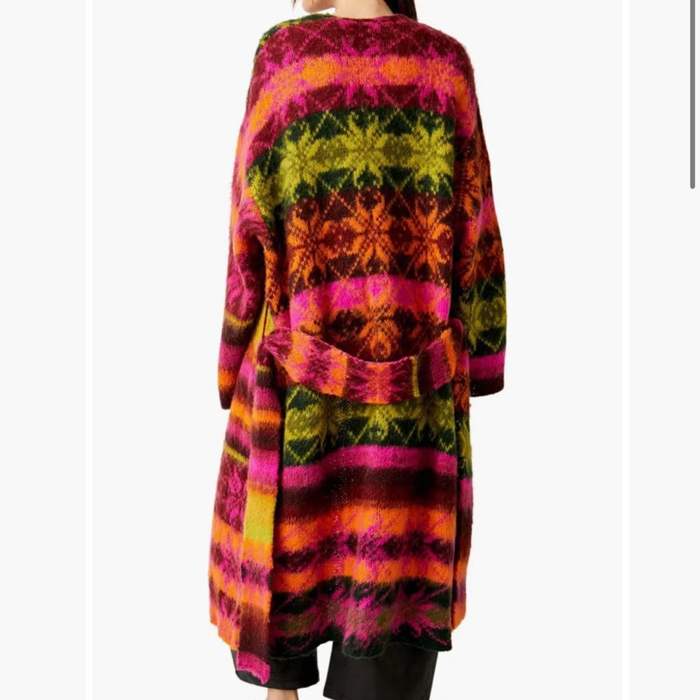 On hold💕 People long belted sweater. SOLD OUT ONLINE! Super cute! Only worn onc - Picture 8 of 10